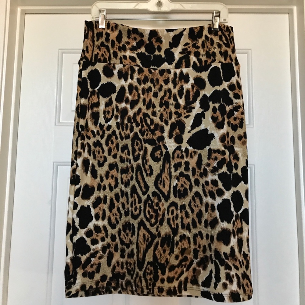 Lularoe leopard print skirt
